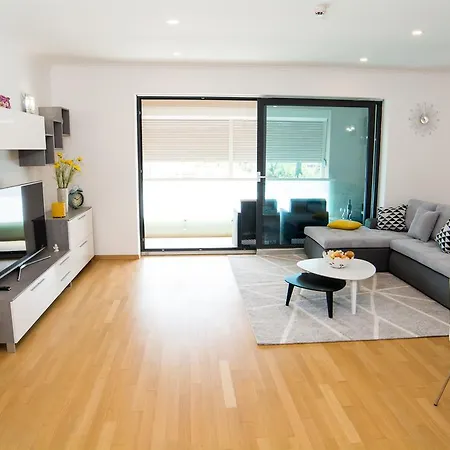 Tara Apartmán *